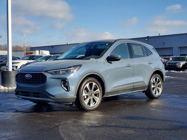 2023 Ford Escape Hybrid Platinum