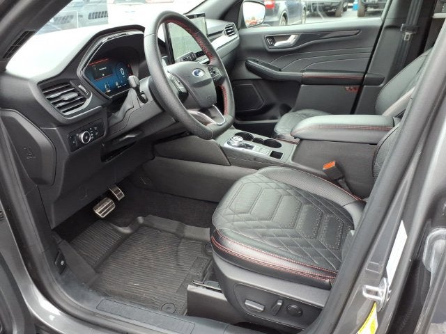 2024 Ford Escape ST-Line Elite