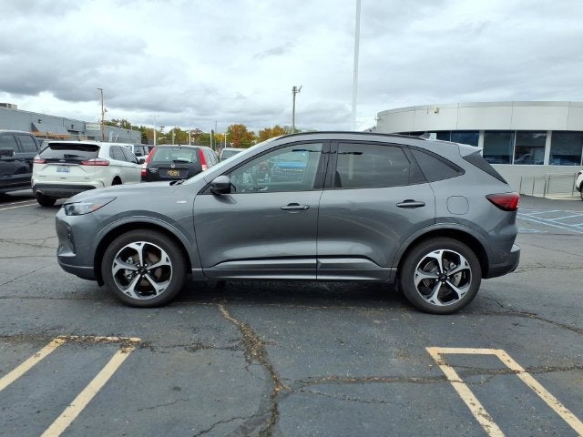 2024 Ford Escape ST-Line Elite