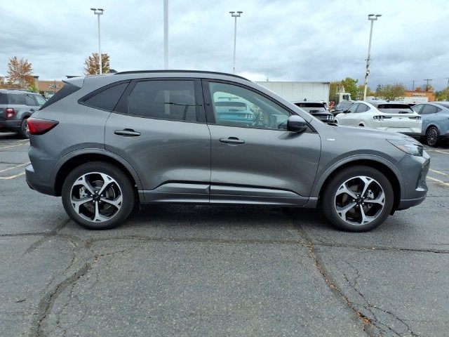 2024 Ford Escape ST-Line Elite