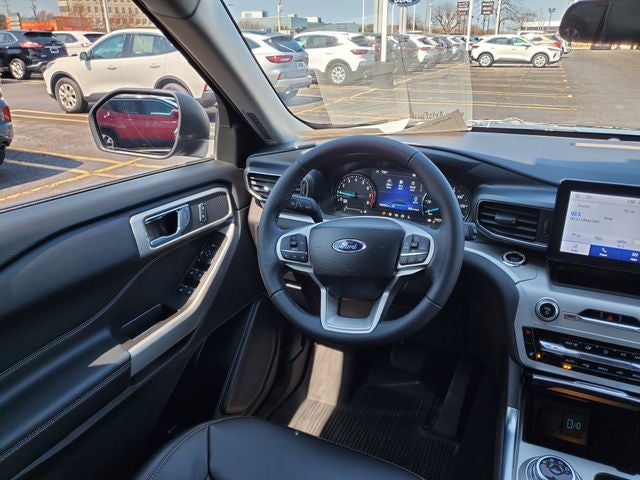 2024 Ford Explorer XLT
