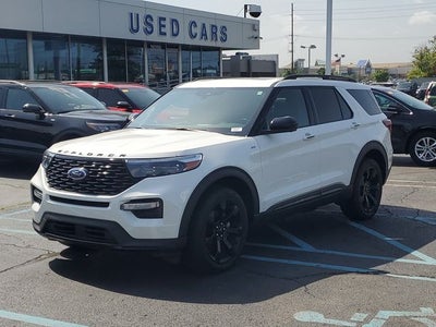 2023 Ford Explorer ST-Line