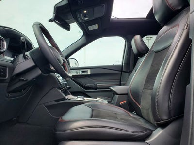 2024 Ford Explorer ST-Line