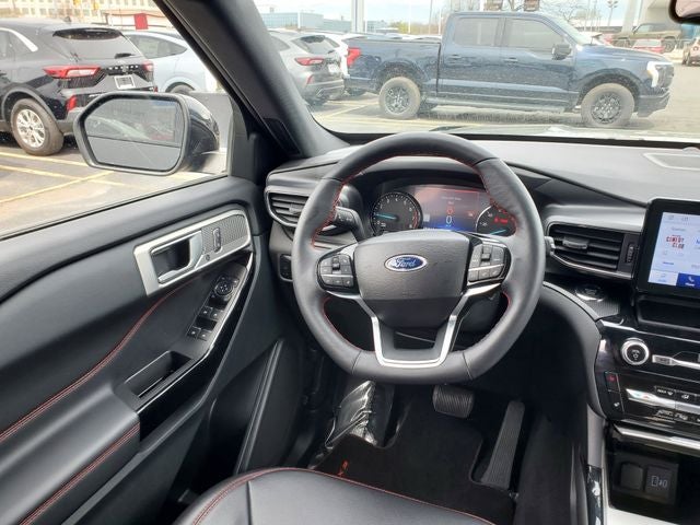 2024 Ford Explorer ST-Line