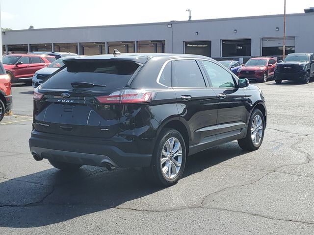 2023 Ford Edge Titanium