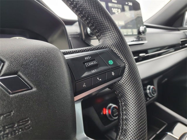 2023 Mitsubishi Outlander SE Black Edition