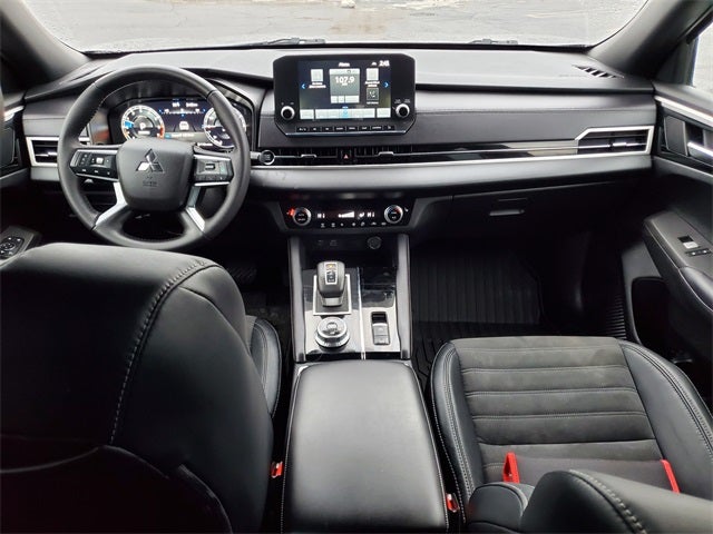 2023 Mitsubishi Outlander SE Black Edition