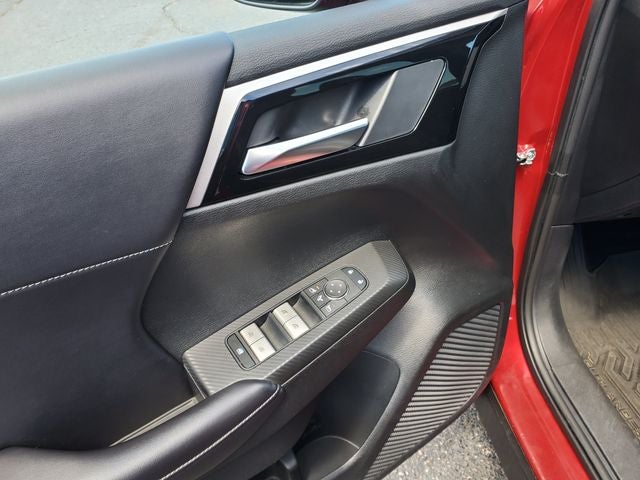 2024 Mitsubishi Outlander SE Black Edition w/Pano Roof