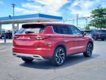 2024 Mitsubishi Outlander SE Black Edition w/Pano Roof