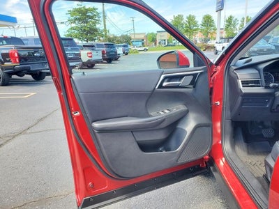 2024 Mitsubishi Outlander SE Black Edition w/Pano Roof