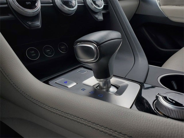 2022 Genesis G70 2.0T