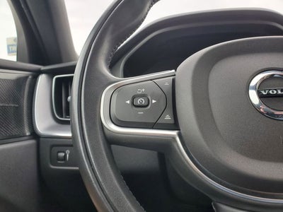 2020 Volvo XC60 T5 Momentum